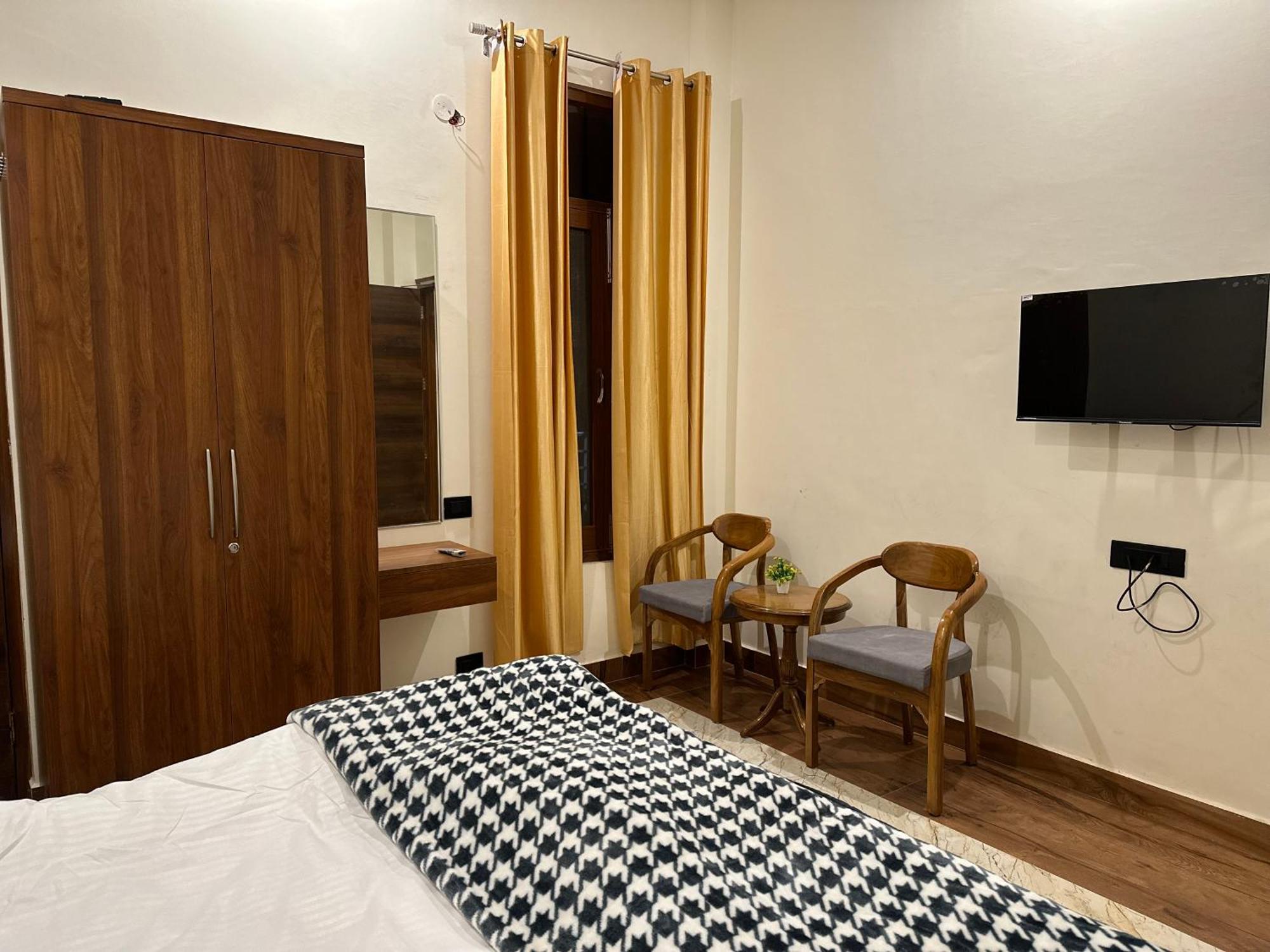 F S Kasauli Bed & Breakfast Solan Exterior photo